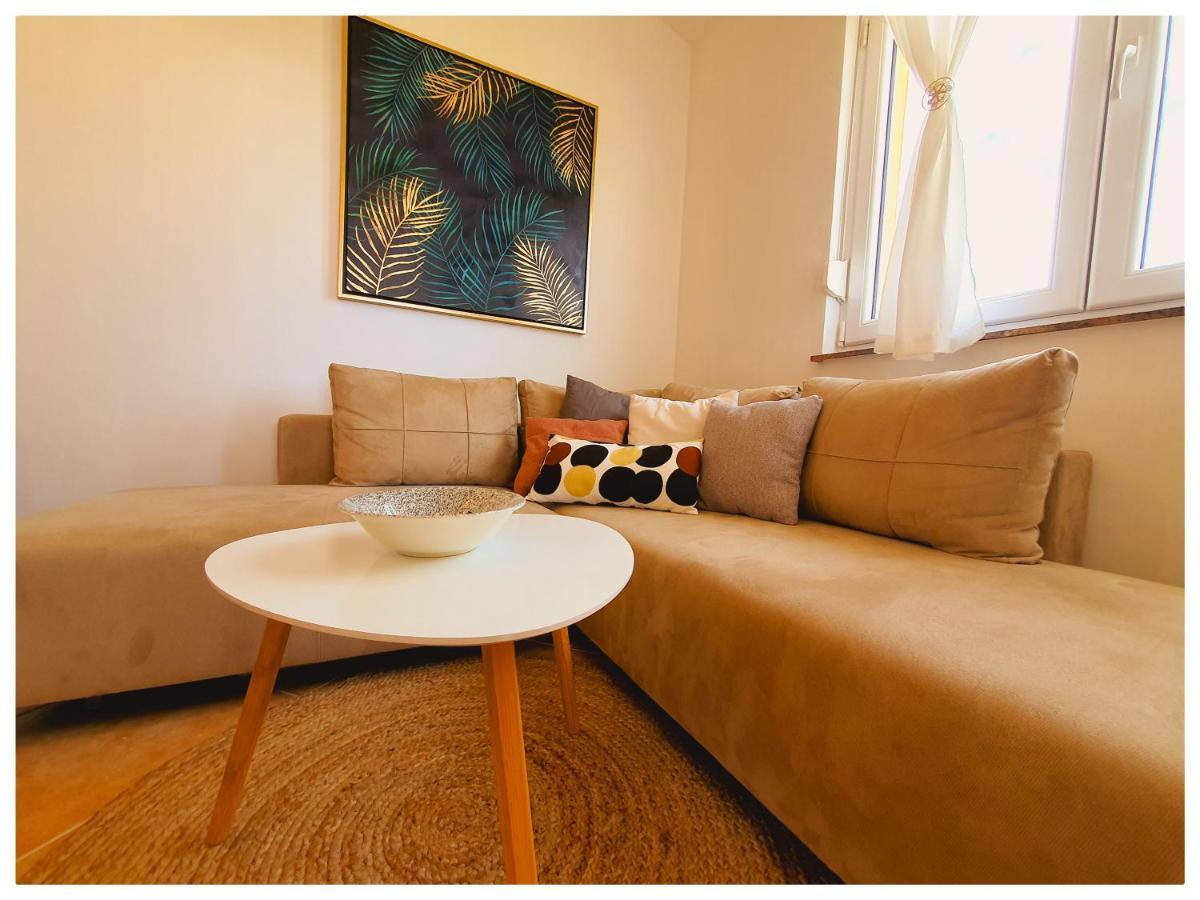 Apartman Mila Barbat na Rabu Exterior foto
